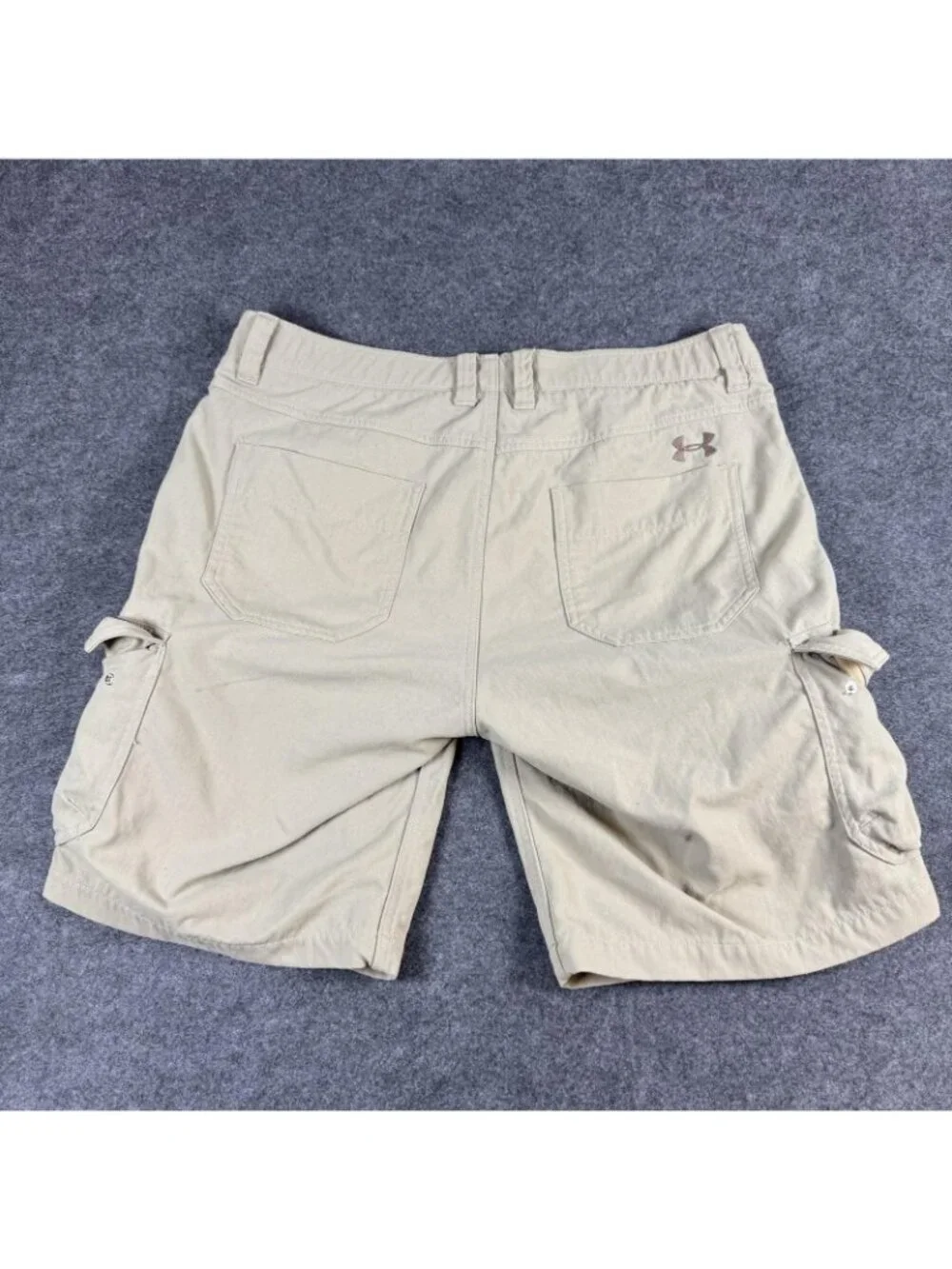 Under Armour Shorts Mens Size 38 Beige Cargo Cotton Canvas Pockets Casual Summer